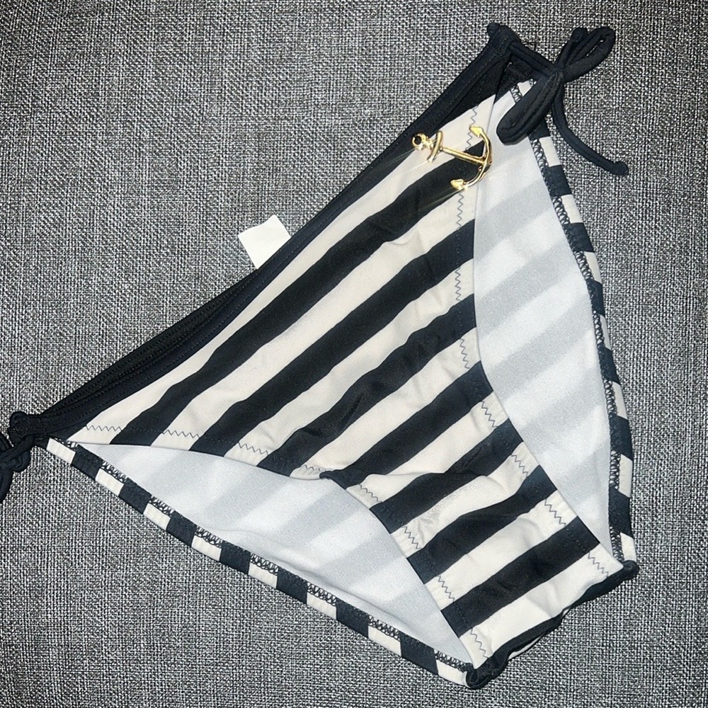 Black and White Striped Bikini Bottom XS/S